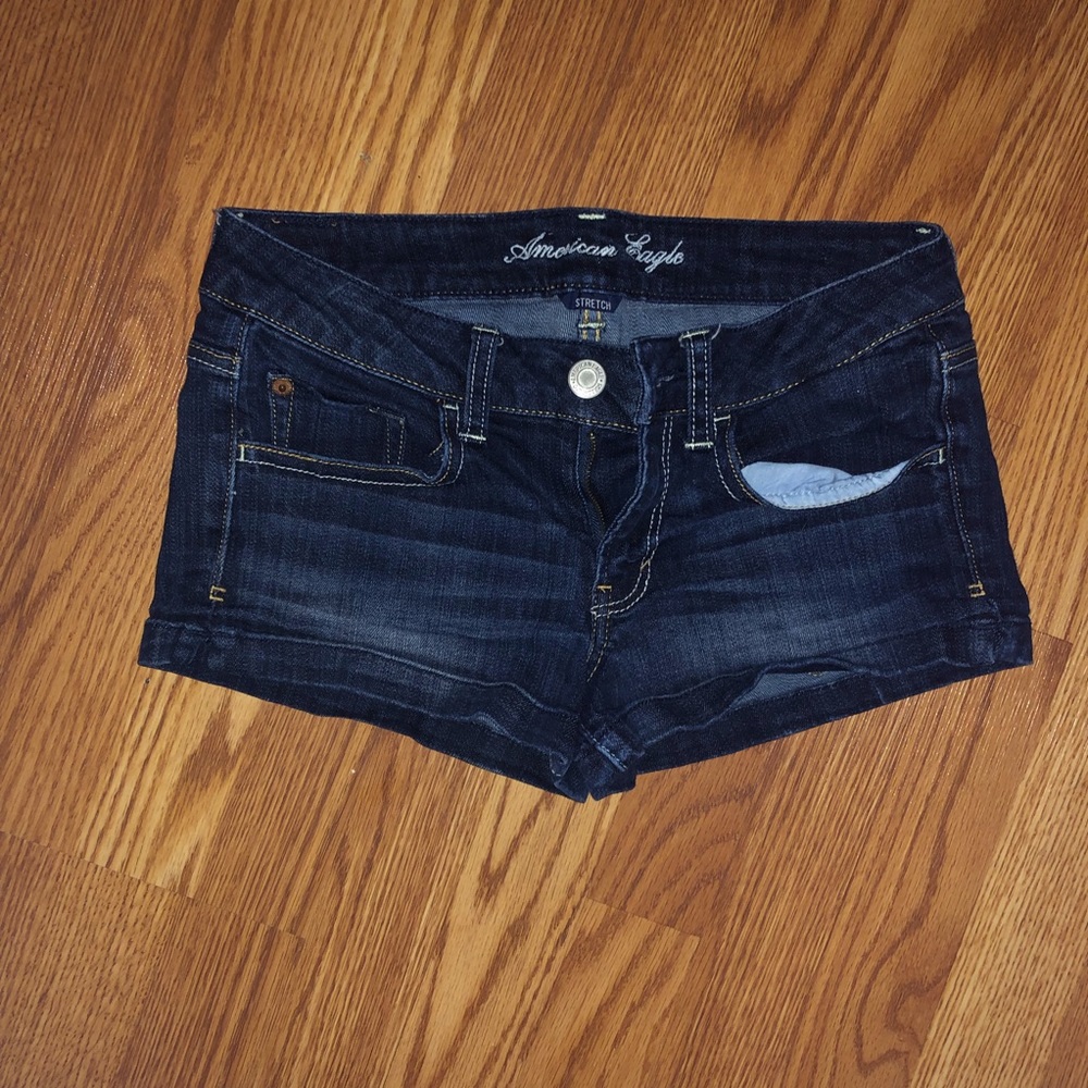 AEO DARK WASH “STRETCH” SHORTS SIZE 6